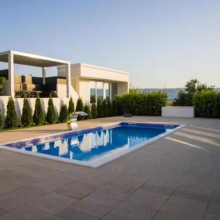 Vila11 Villa Mostar